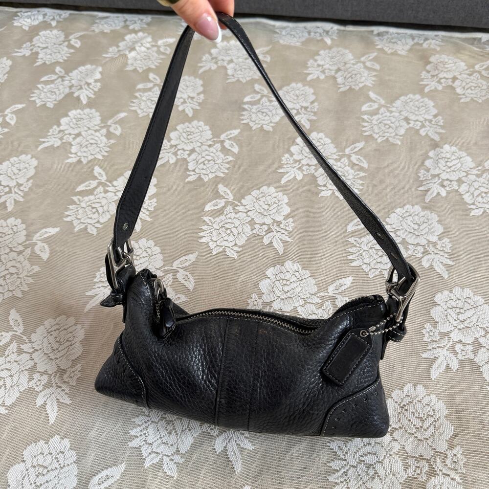 Vintage Y2K Coach Black Leather Soho Shoulder Bag